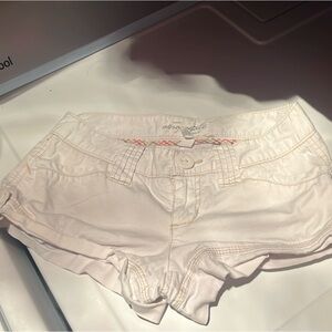 Cute Aeropostale white cargo shorts